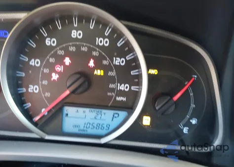 2015 Toyota Rav4 Le z USA, uszkodzony, nr VIN JTMBFREV2FJ033374